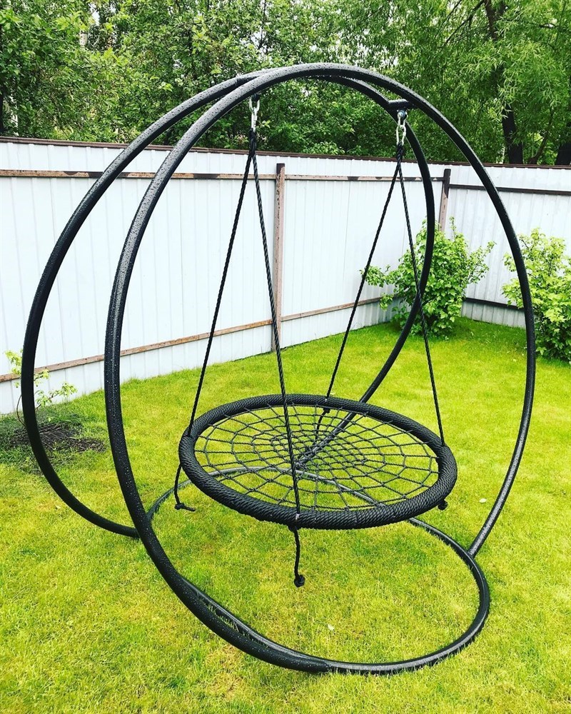 качели металлические с гнездом Малыш